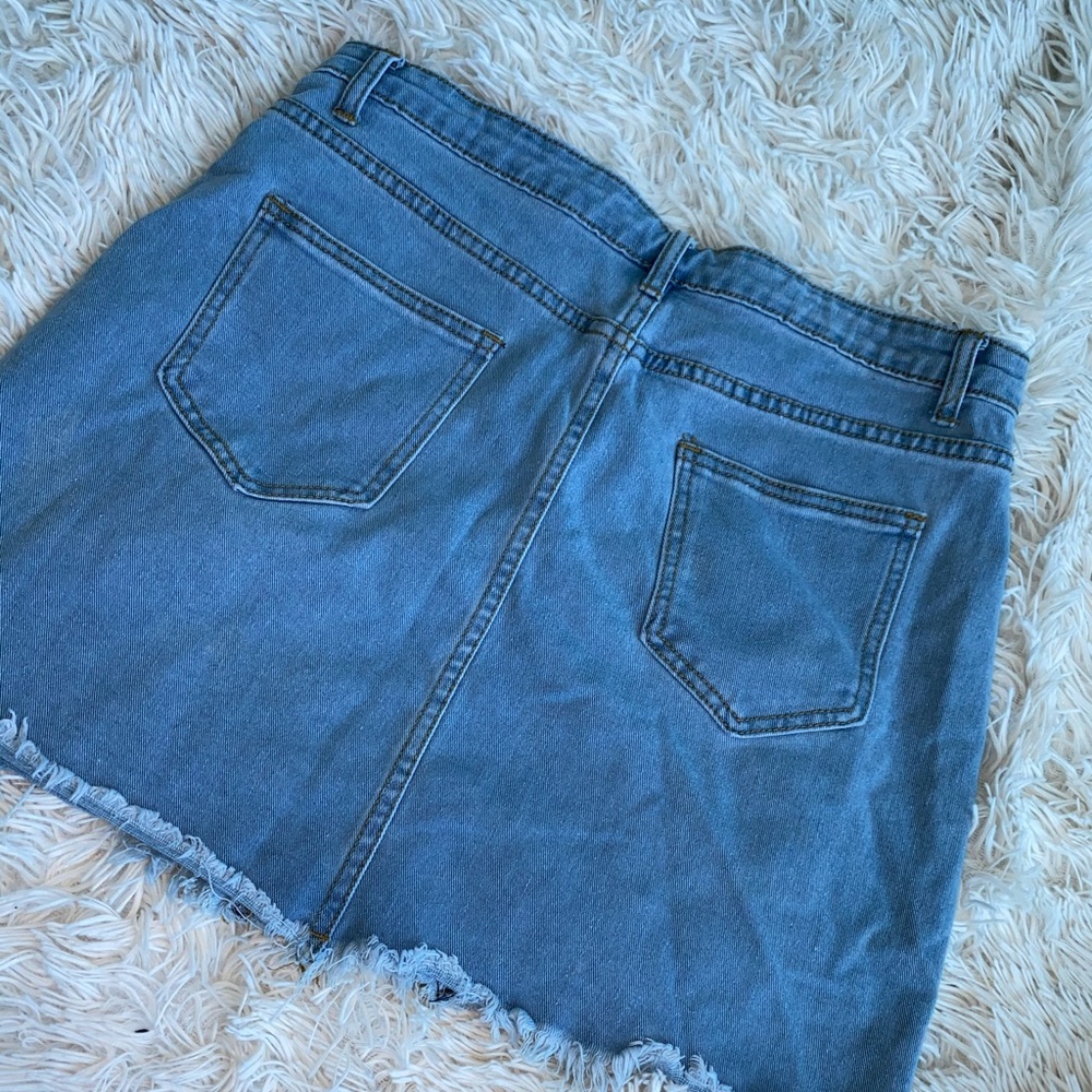 Skirt - Picture 3 of 3